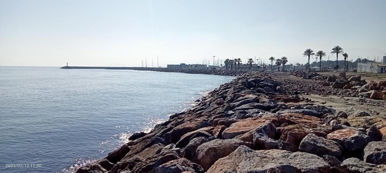 Appartamento Le liberté bateau bleu Saint-Cyprien  Esterno foto